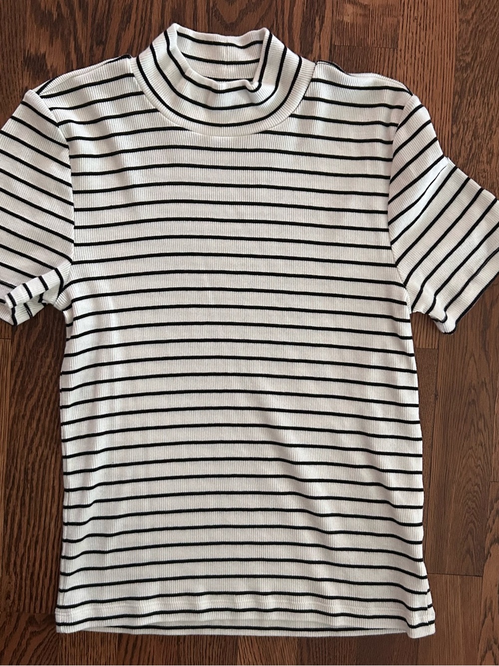 GAP Modern Tee Striped Mock Neck - White & Black